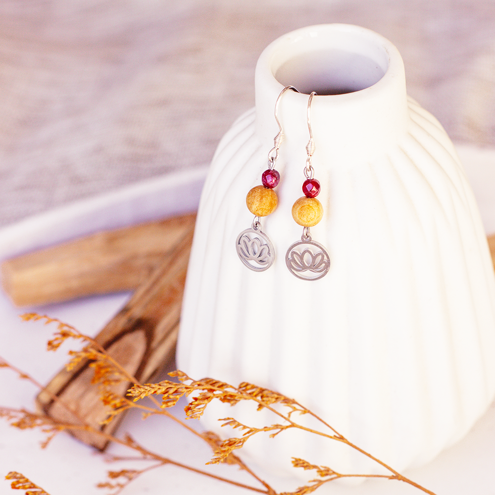 Palo Santo Ohrringe - Malaysia Jade | Lotusblüte – Bild 2